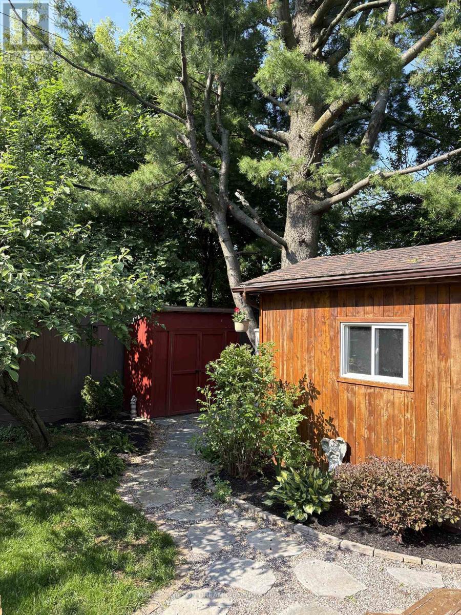 2105 Bangor Street, Ottawa, Ontario K1G 2X6 - Photo 49 - X12993544