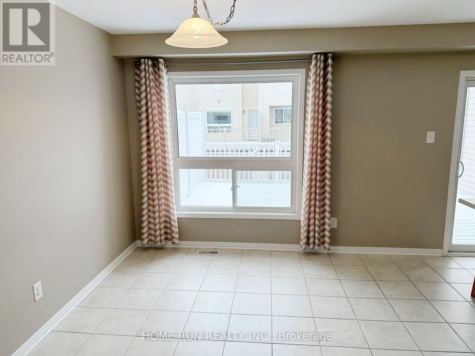3502 River Run Avenue, Ottawa, Ontario K2J 0R9 - Photo 4 - X12993566