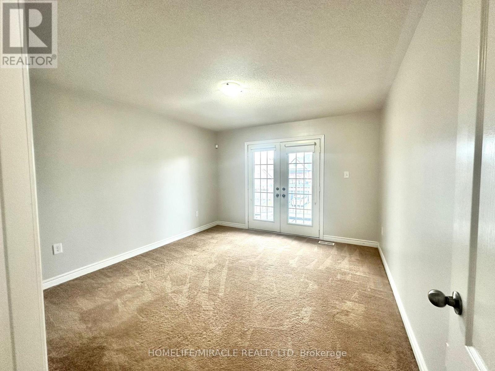 103 William Fair Drive, Clarington, Ontario L1C 0T2 - Photo 2 - E12993538