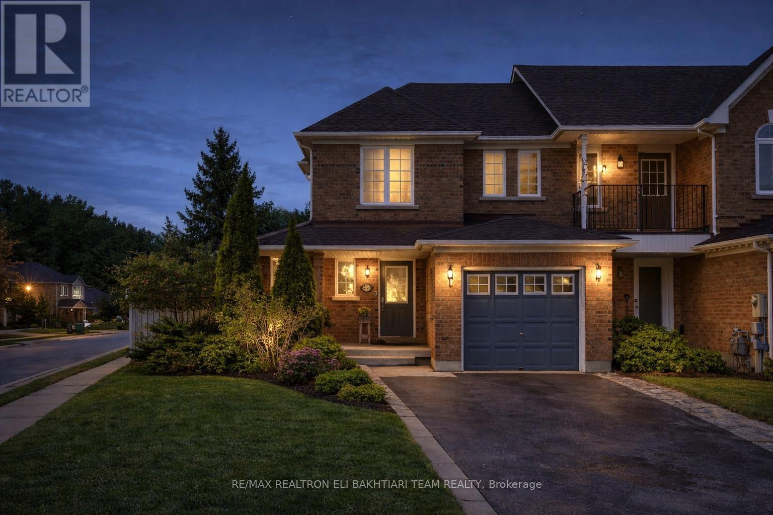 133 Long Point Drive, Richmond Hill, Ontario  L4E 3Z6 - Photo 4 - N12991968