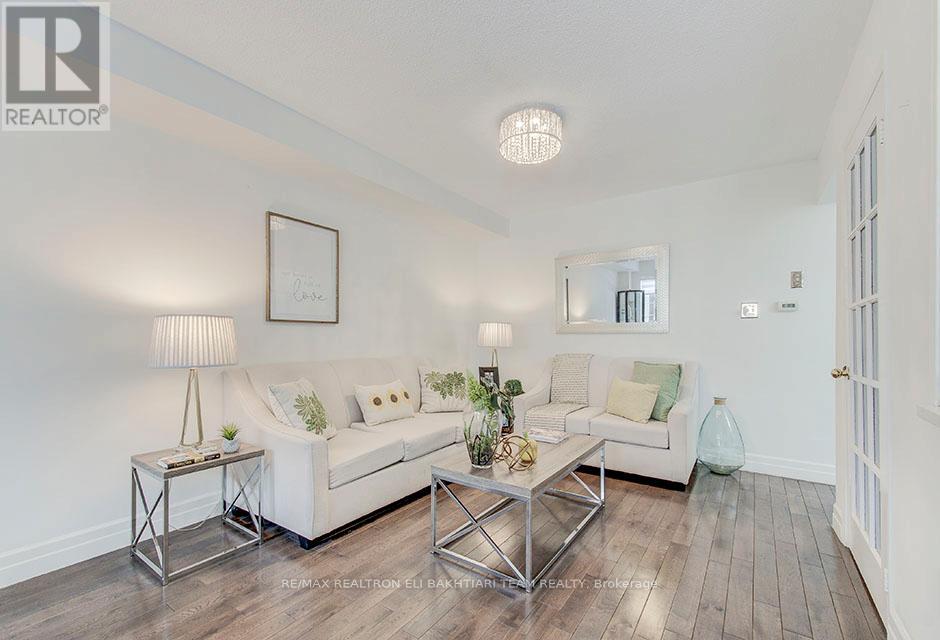 133 Long Point Drive, Richmond Hill, Ontario  L4E 3Z6 - Photo 8 - N12991968