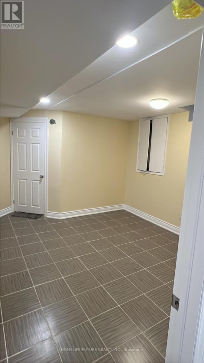 Bsmt - 33 Marley Court, Markham, Ontario L3S 3M6 - Photo 7 - N12993568