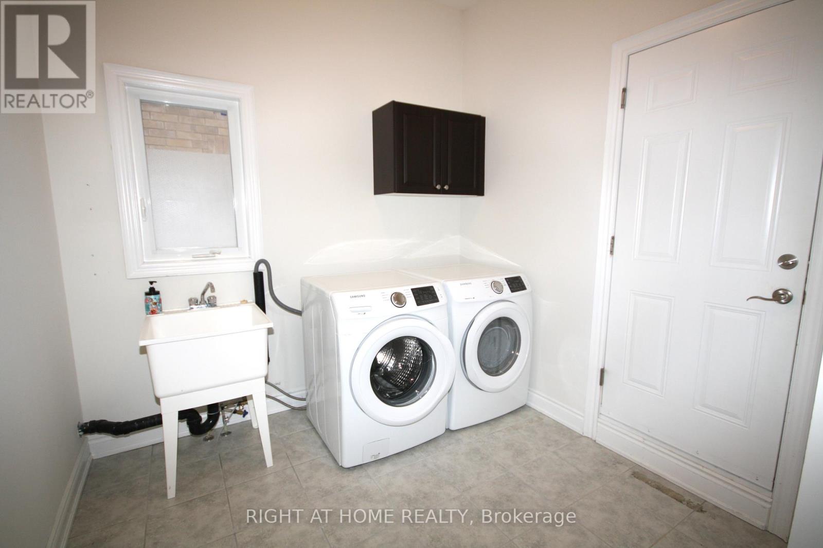 66 White Crescent, Barrie, Ontario  L4N 5Z9 - Photo 10 - S12993554