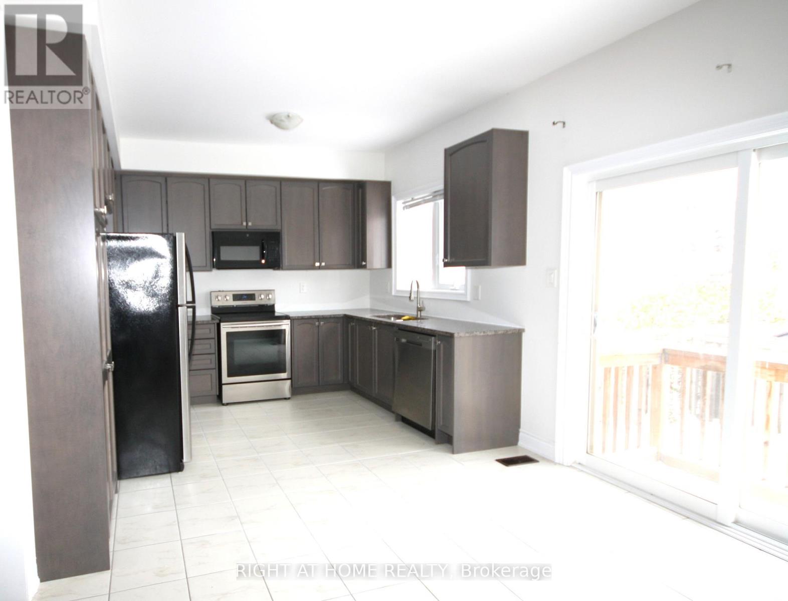 66 White Crescent, Barrie, Ontario  L4N 5Z9 - Photo 12 - S12993554