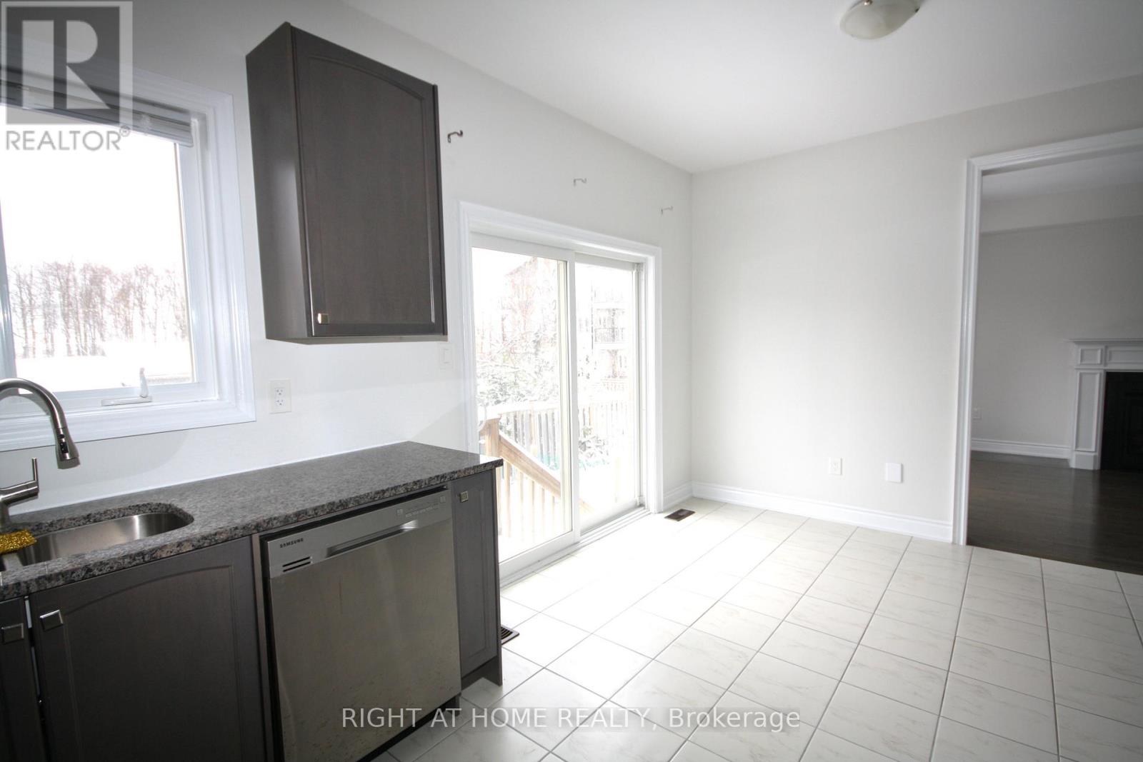 66 White Crescent, Barrie, Ontario  L4N 5Z9 - Photo 15 - S12993554