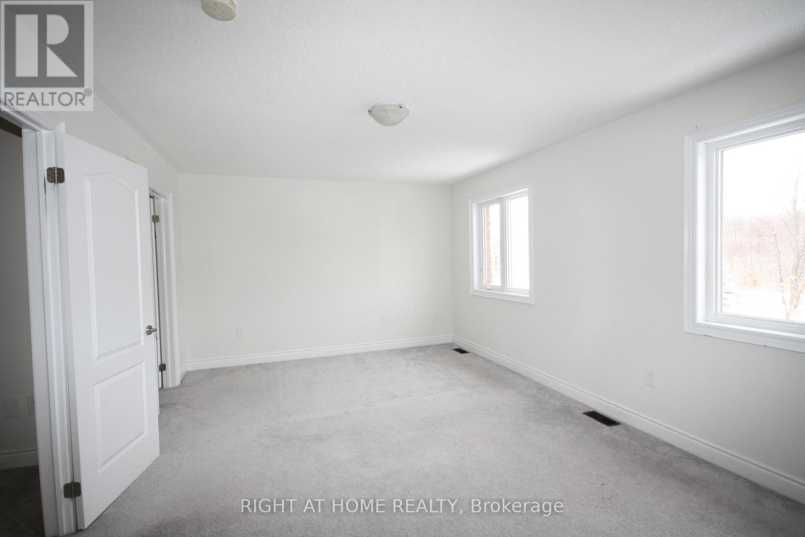 66 White Crescent, Barrie, Ontario  L4N 5Z9 - Photo 17 - S12993554