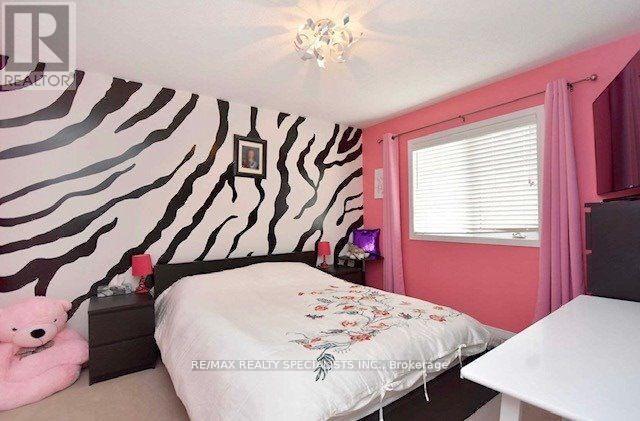 1307 Brandon Terrace, Milton, Ontario  L9T 7R3 - Photo 10 - W12993530