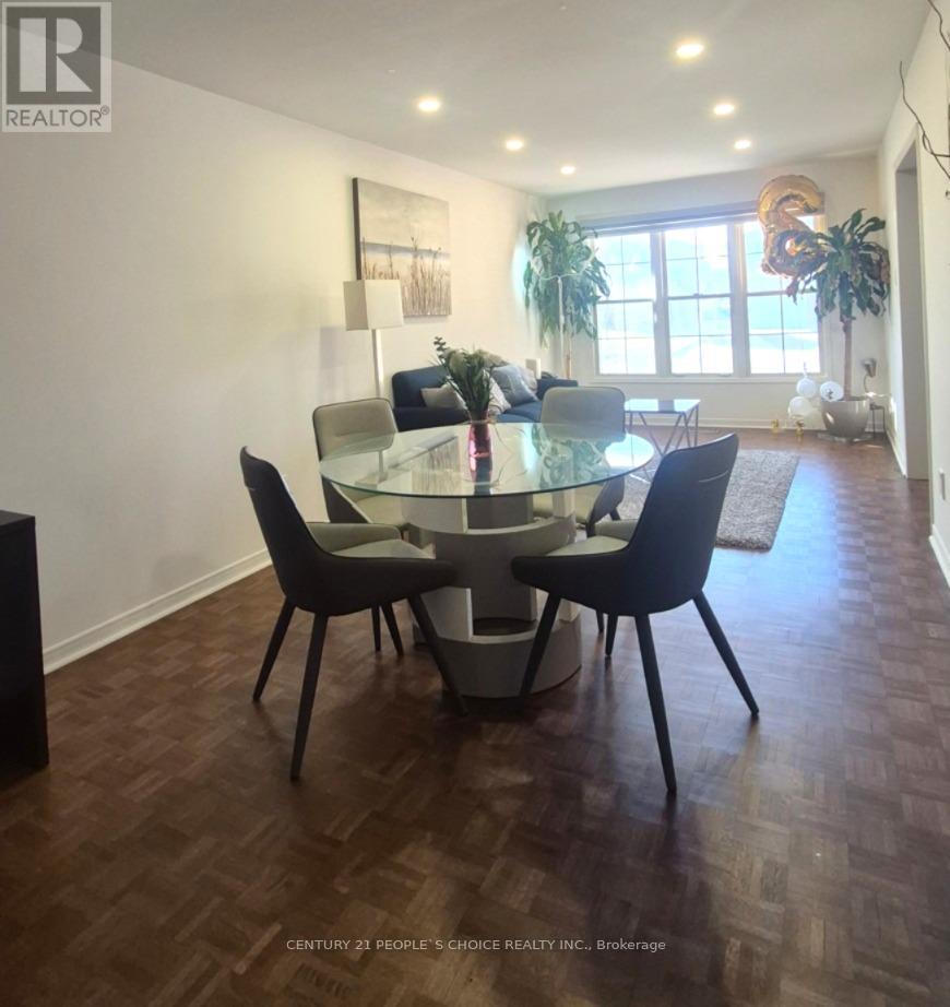 Upper - 1964 Aldermead Road, Mississauga, Ontario  L5M 3A1 - Photo 8 - W12993556