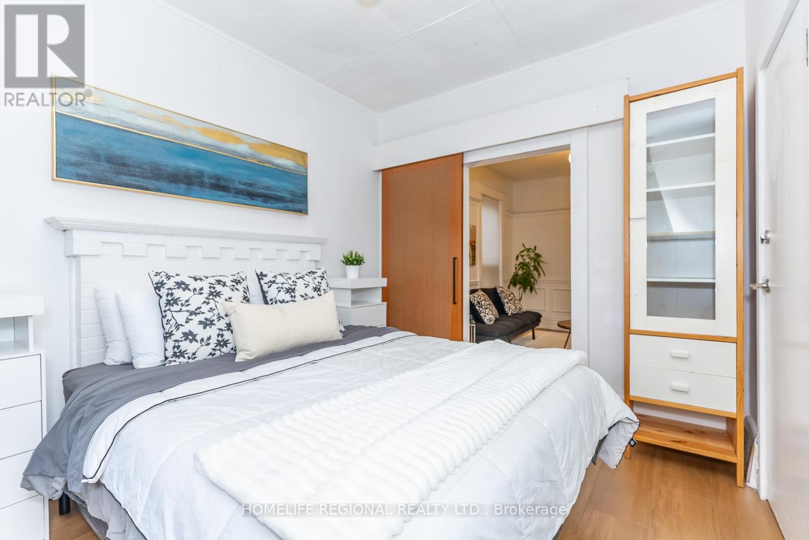 2378 St Clair Avenue W, Toronto, Ontario  M6N 1K8 - Photo 2 - W12993584