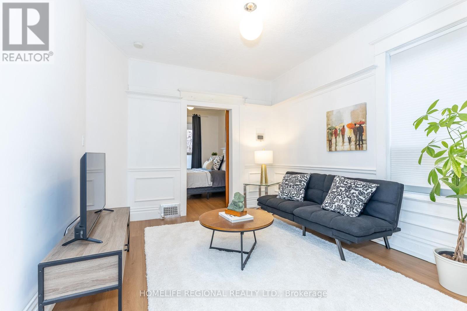 2378 St Clair Avenue W, Toronto, Ontario  M6N 1K8 - Photo 3 - W12993584