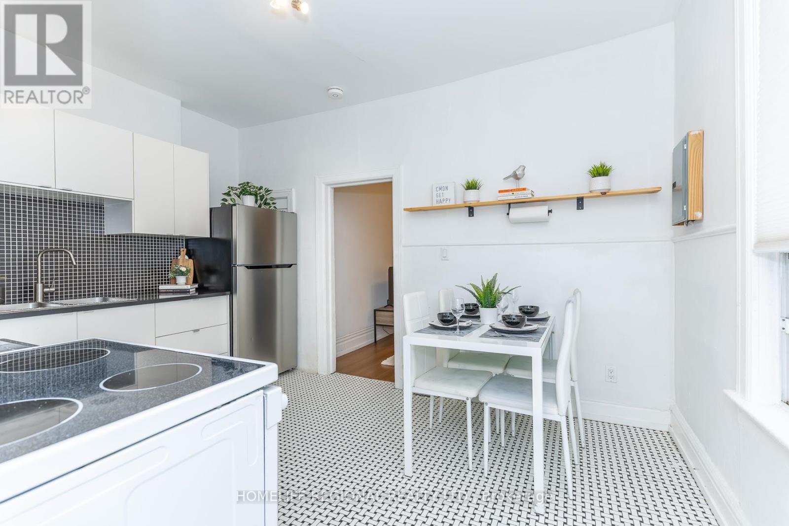 2378 St Clair Avenue W, Toronto, Ontario  M6N 1K8 - Photo 9 - W12993584