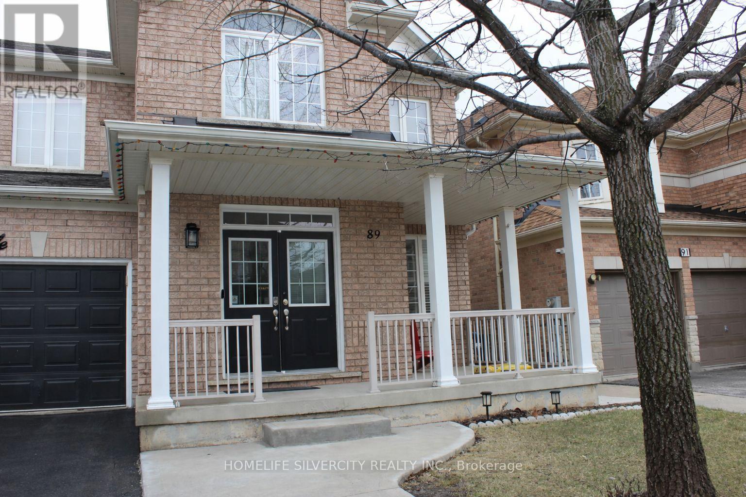 89 Fairwood Circle, Brampton, Ontario  L6R 0X3 - Photo 2 - W12993592