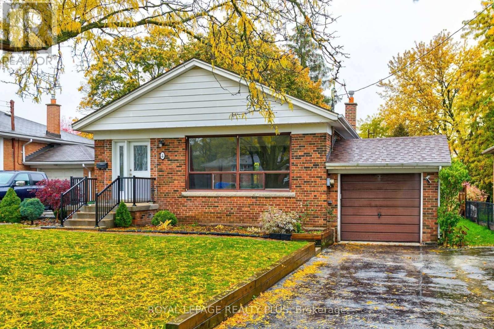 4 NASHLAND AVENUE, Toronto, Ontario