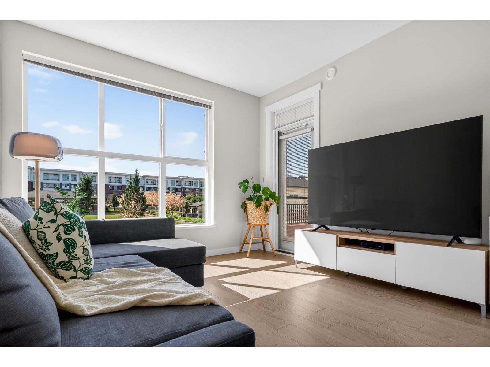 B221 8150 207 STREET, langley, British Columbia