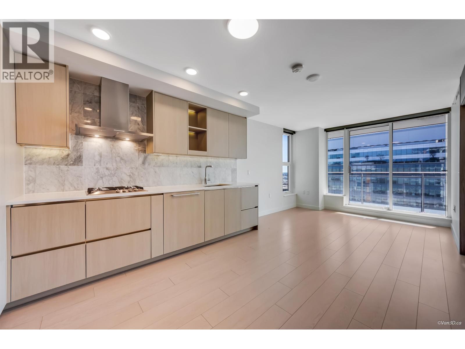 2602 455 SW Marine Drive, Vancouver, British Columbia  V5X 0H3 - Photo 2 - R3110426