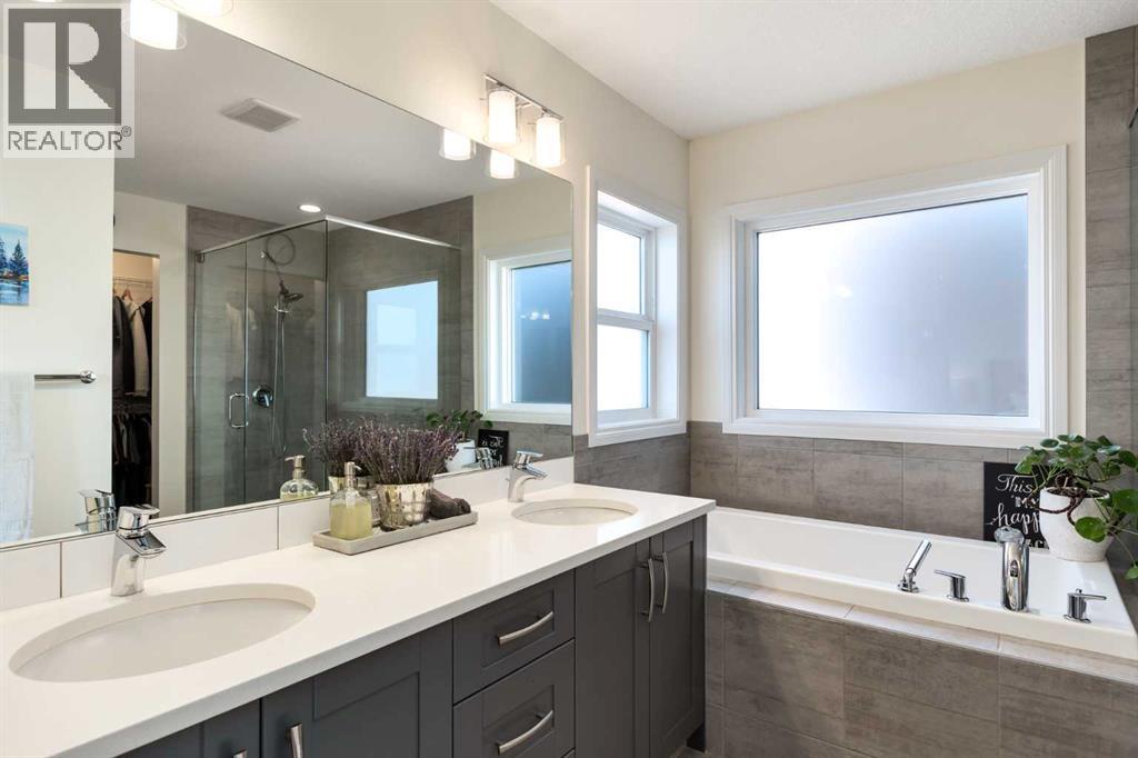 23 Cranbrook Green SE, Calgary, Alberta  T3M 2X1 - Photo 23 - A2285693