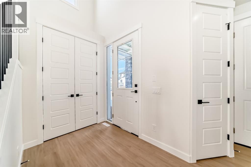 122 Waterstone Way, Chestermere, Alberta  T1X 2Z1 - Photo 2 - A2297783