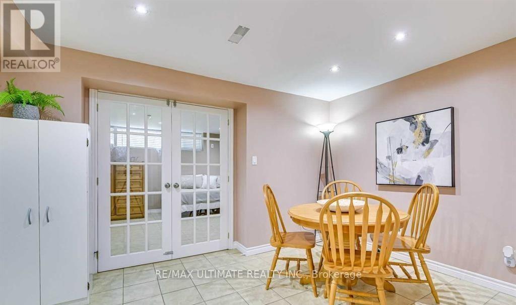 Lower - 1209 Sixth Line, Oakville, Ontario  L6H 1W8 - Photo 13 - W12990246