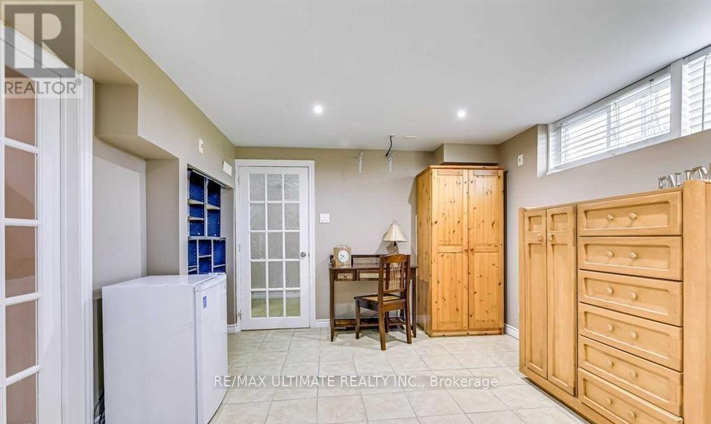 Lower - 1209 Sixth Line, Oakville, Ontario  L6H 1W8 - Photo 6 - W12990246