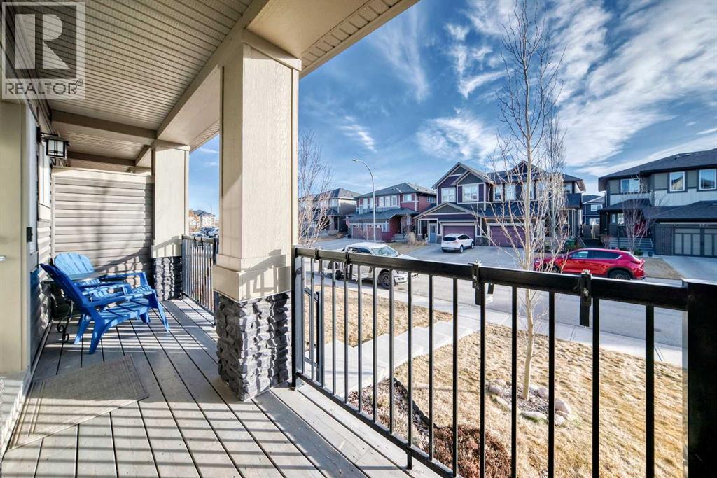 133 Midtown Court Sw, Airdrie, Alberta  T4B 4E4 - Photo 4 - A2286490