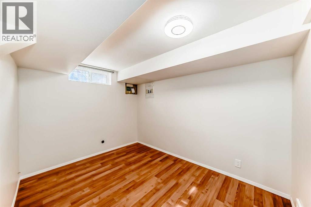 1415 Rosehill Drive Nw, Calgary, Alberta  T2K 1M3 - Photo 32 - A2295667