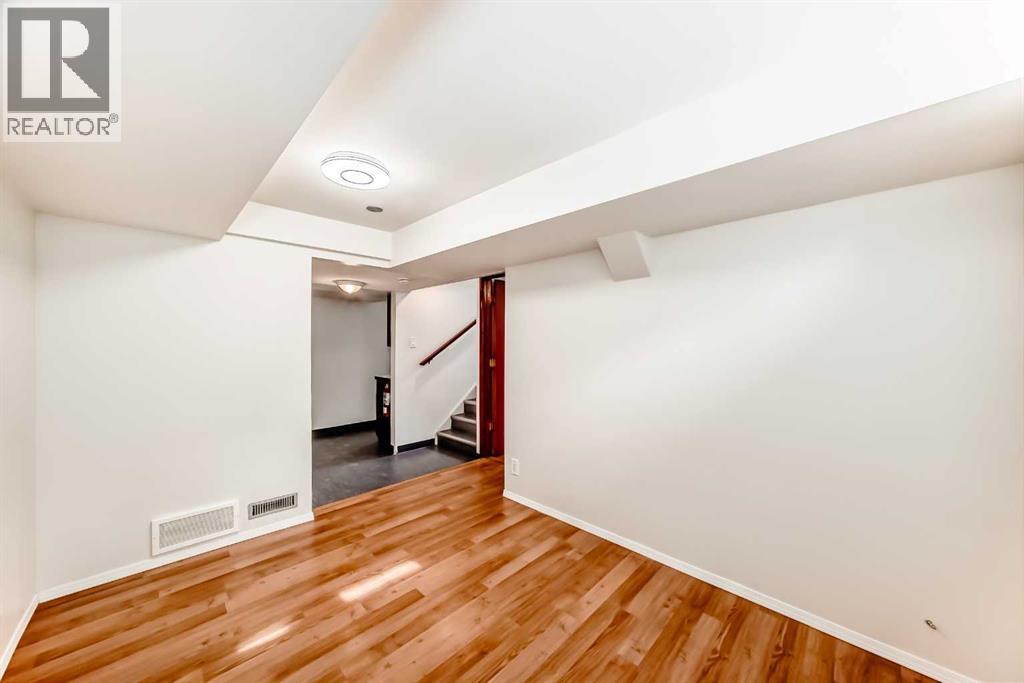 1415 Rosehill Drive Nw, Calgary, Alberta  T2K 1M3 - Photo 35 - A2295667