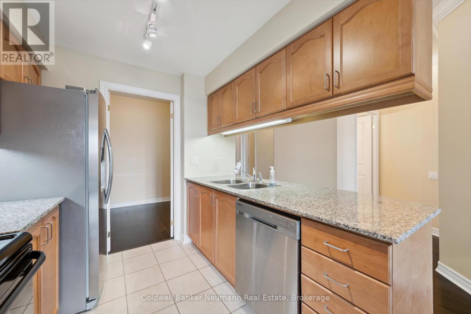 804 - 40 Old Mill Road, Oakville, Ontario  L6J 7W2 - Photo 13 - W12993650