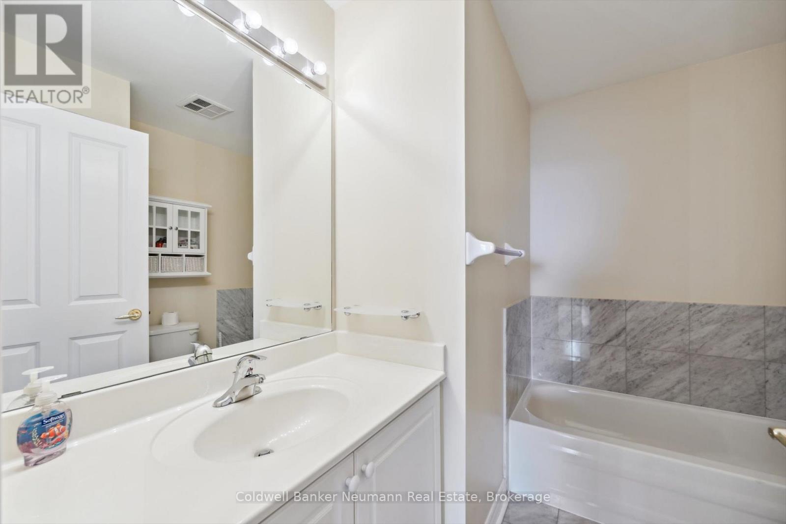 804 - 40 Old Mill Road, Oakville, Ontario  L6J 7W2 - Photo 22 - W12993650