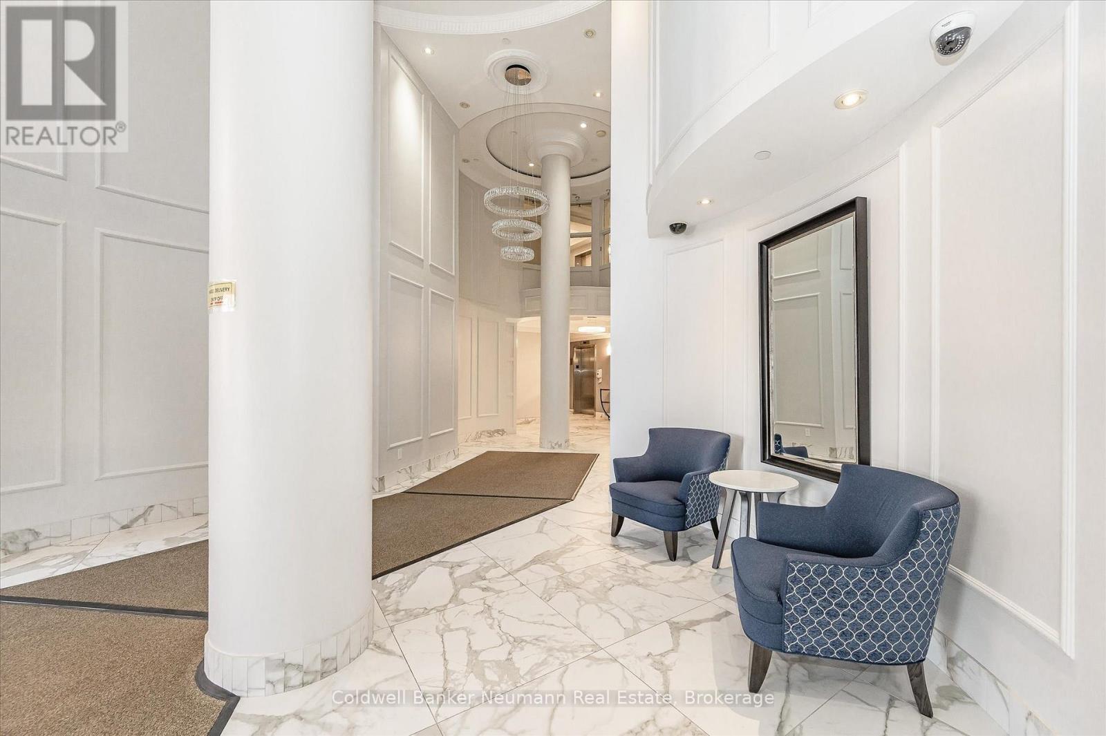 804 - 40 Old Mill Road, Oakville, Ontario  L6J 7W2 - Photo 5 - W12993650