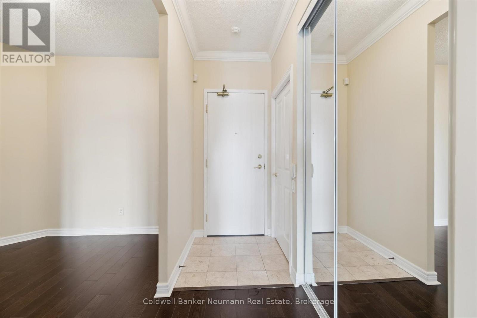 804 - 40 Old Mill Road, Oakville, Ontario  L6J 7W2 - Photo 8 - W12993650