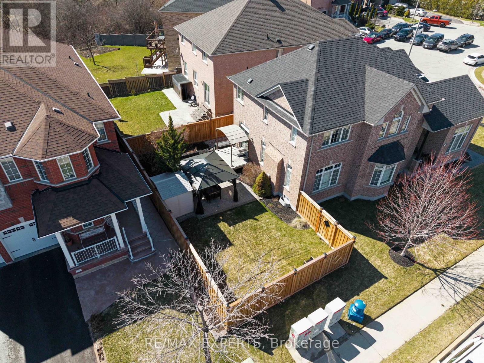 52 Goreridge Crescent, Brampton, Ontario  L6P 1P1 - Photo 49 - W12989724