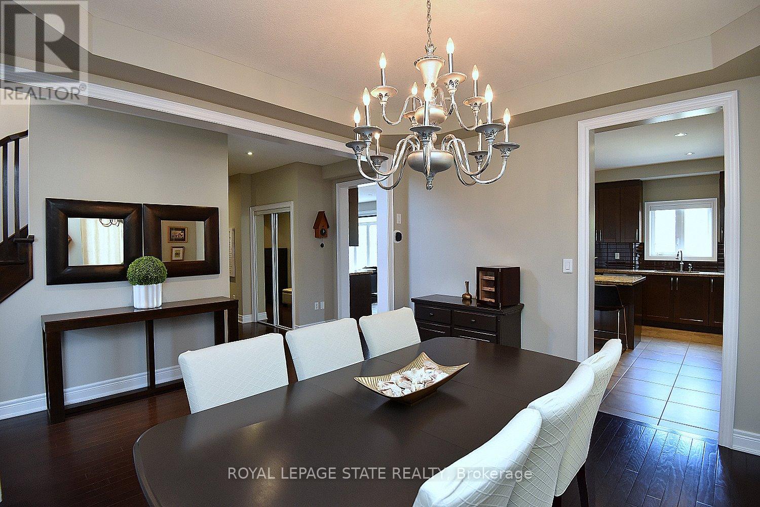 483 Valridge Drive, Hamilton, Ontario  L9G 0B2 - Photo 6 - X12982692