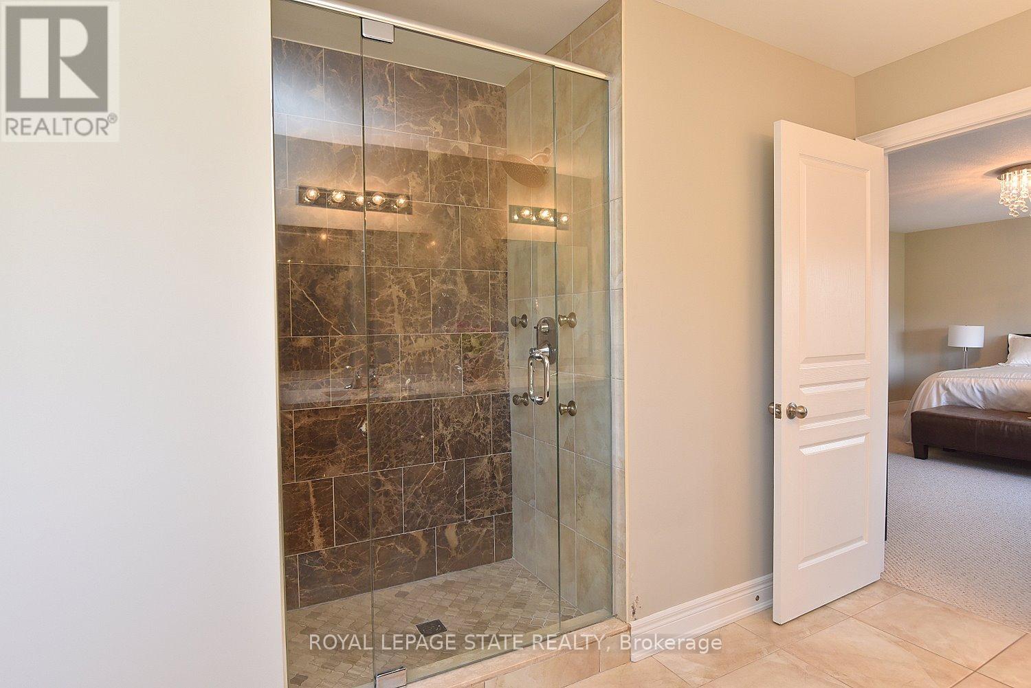 483 Valridge Drive, Hamilton, Ontario  L9G 0B2 - Photo 25 - X12982692