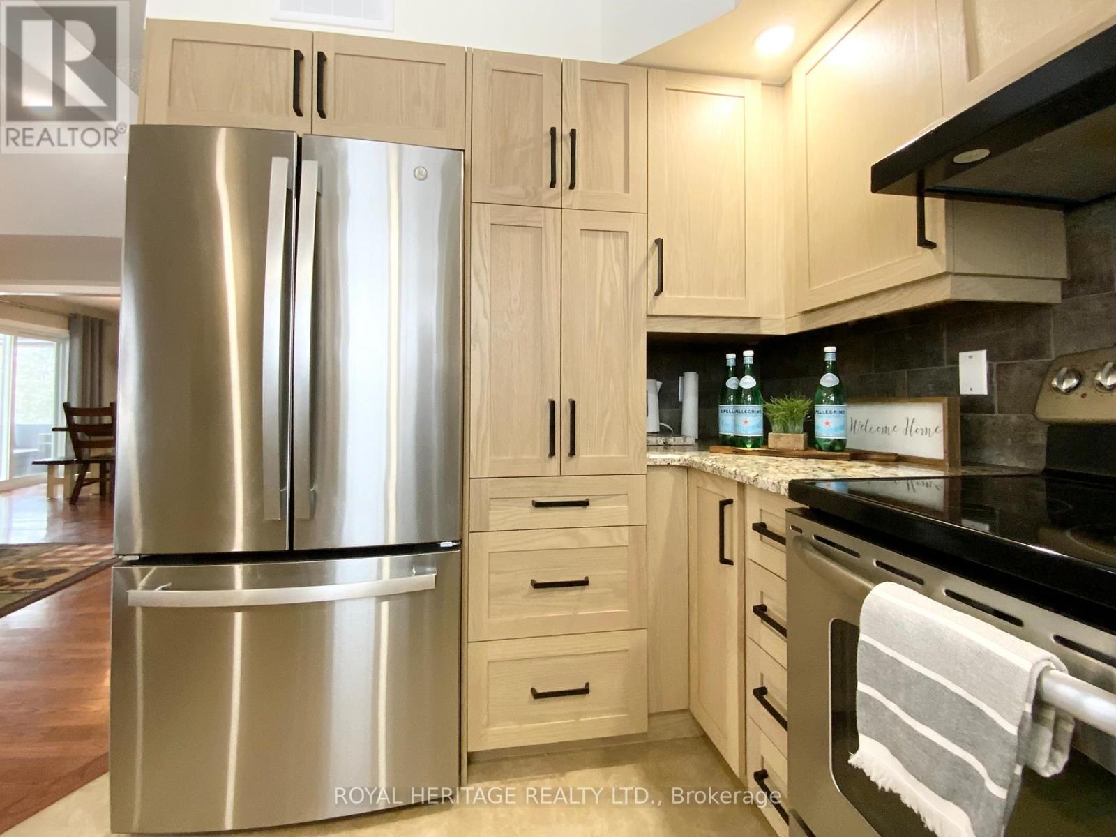 205 Pirates Glen Drive, Trent Lakes, Ontario  K0M 1A0 - Photo 4 - X12905606