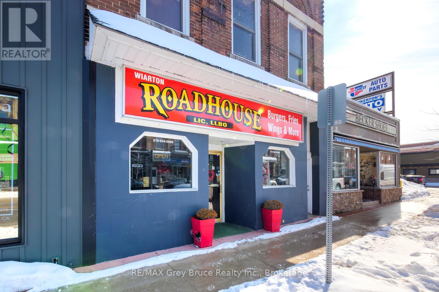 601 Berford Street, South Bruce Peninsula, Ontario  N0H 2T0 - Photo 2 - X12993624