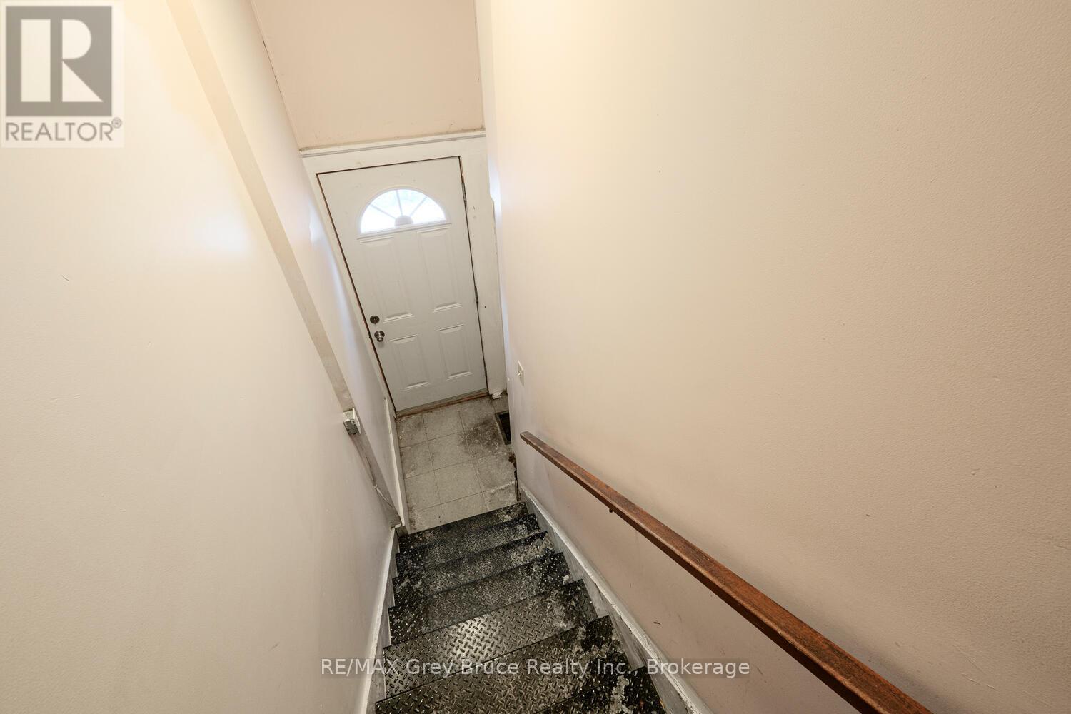 601 Berford Street, South Bruce Peninsula, Ontario  N0H 2T0 - Photo 20 - X12993624