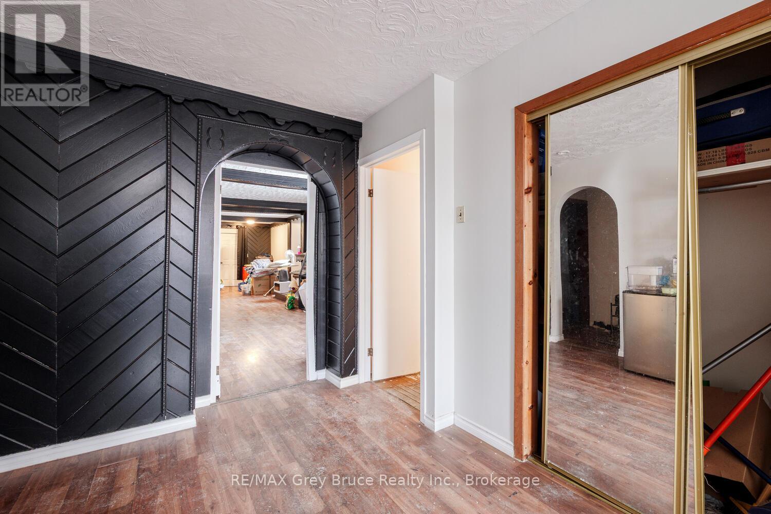 601 Berford Street, South Bruce Peninsula, Ontario  N0H 2T0 - Photo 26 - X12993624