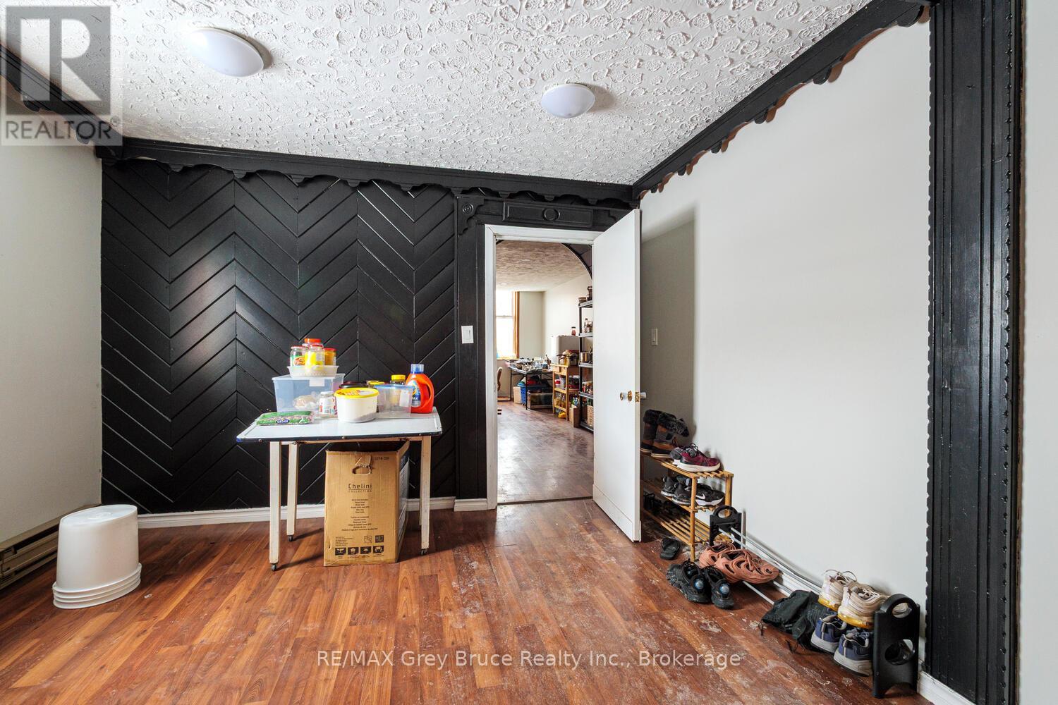 601 Berford Street, South Bruce Peninsula, Ontario  N0H 2T0 - Photo 32 - X12993624