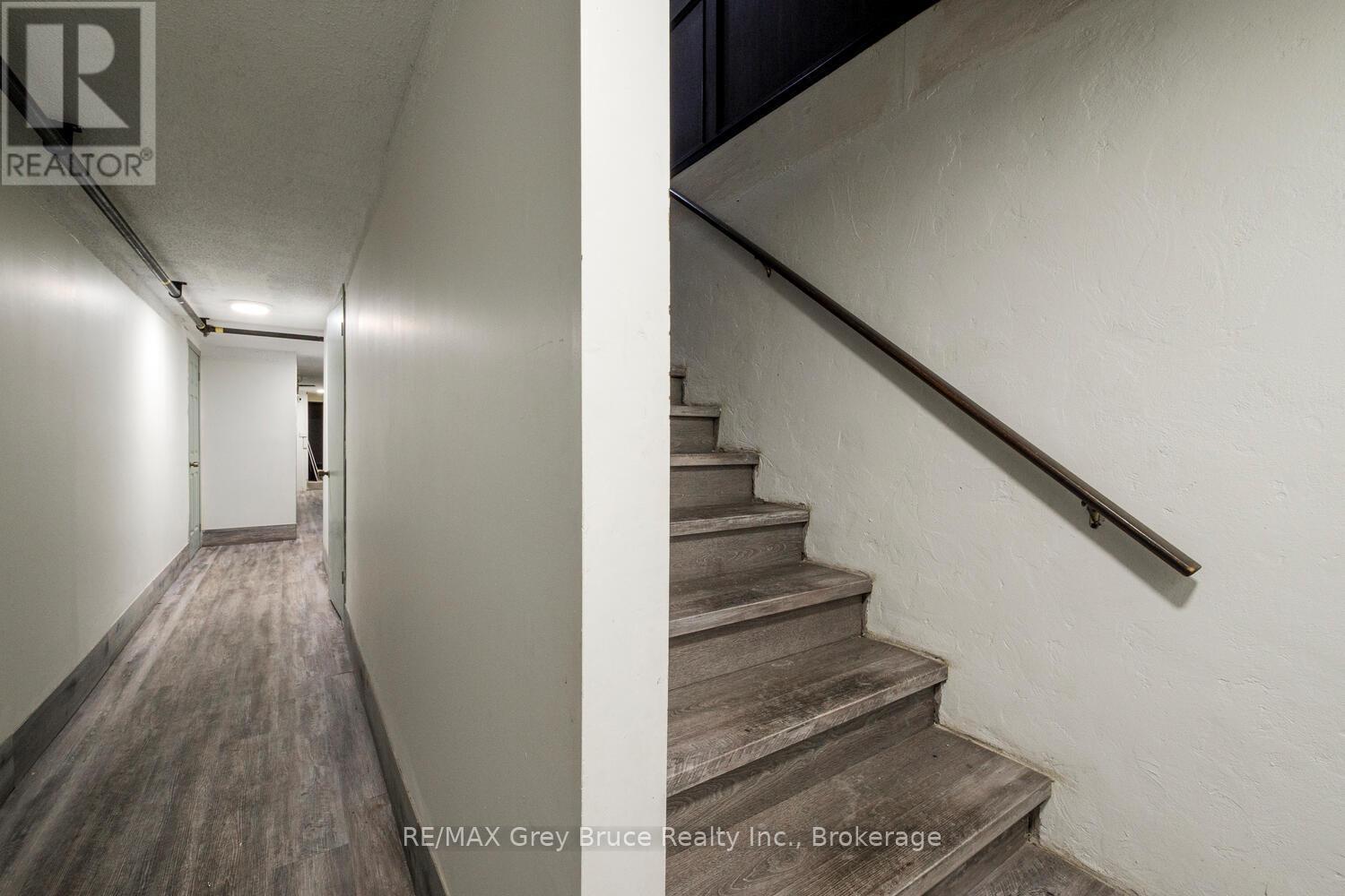 601 Berford Street, South Bruce Peninsula, Ontario  N0H 2T0 - Photo 33 - X12993624