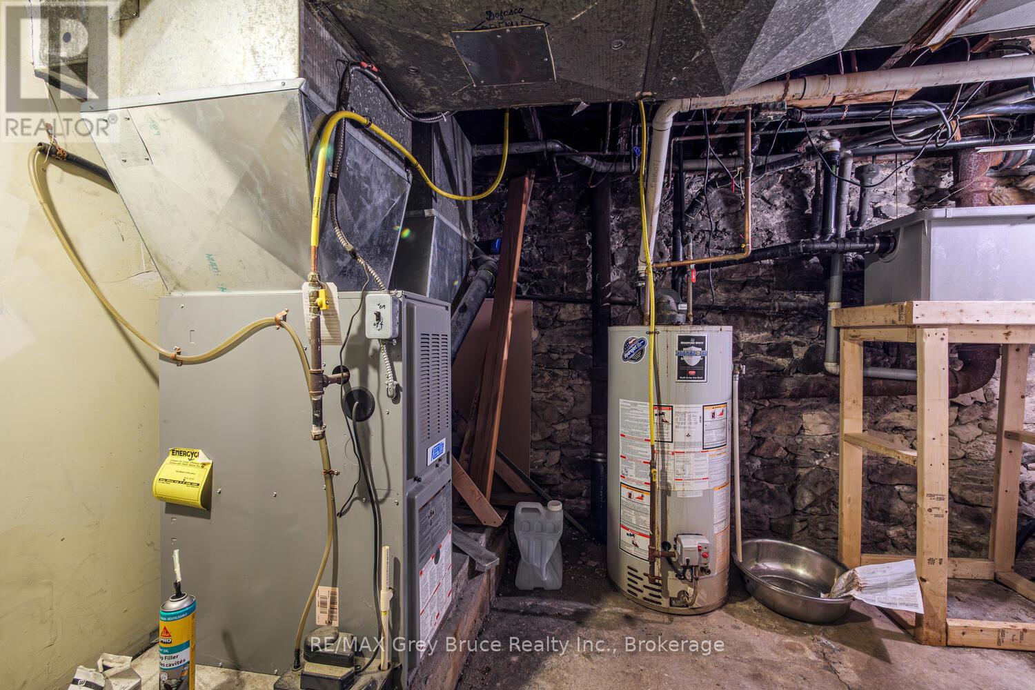 601 Berford Street, South Bruce Peninsula, Ontario  N0H 2T0 - Photo 38 - X12993624