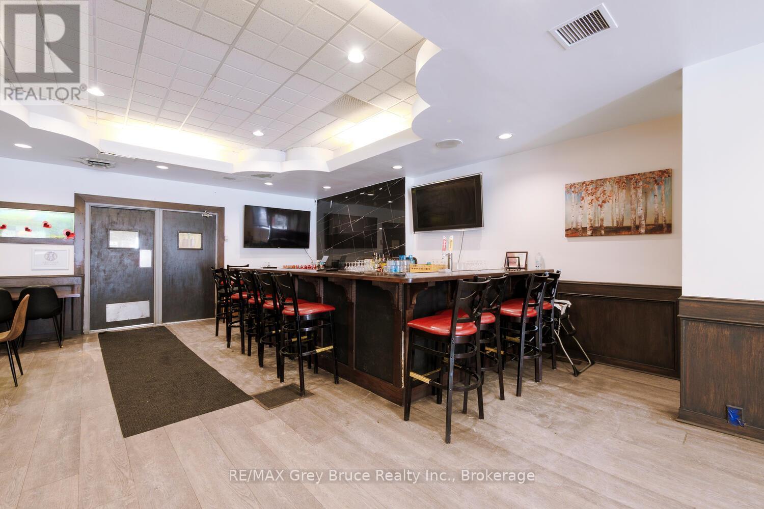 601 Berford Street, South Bruce Peninsula, Ontario  N0H 2T0 - Photo 7 - X12993624