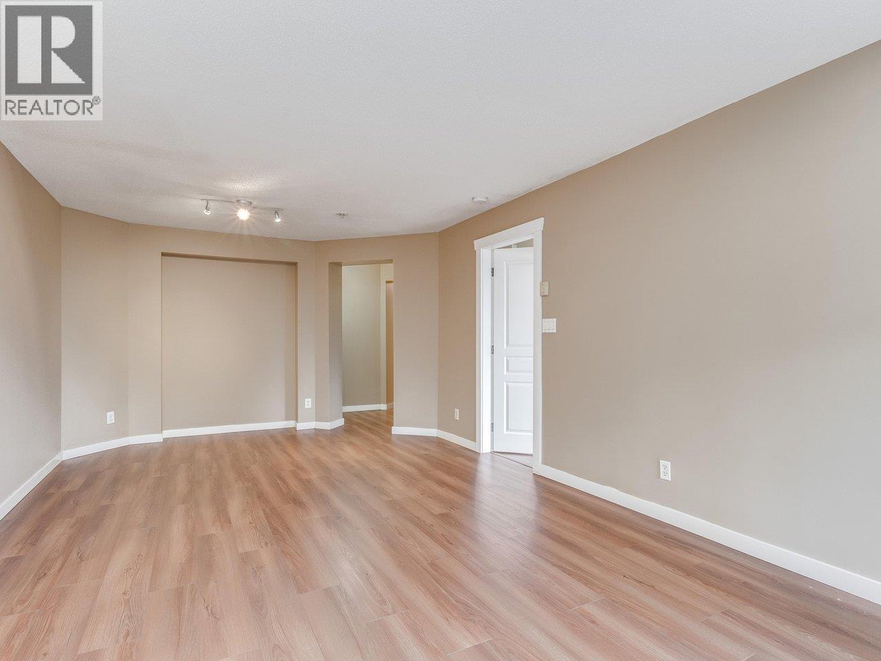 304 2988 Silver Springs Boulevard, Coquitlam, British Columbia V3E 3R6 - Photo 14 - R3110898