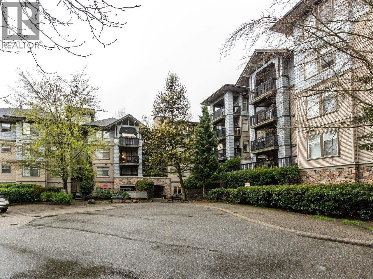 304 2988 Silver Springs Boulevard, Coquitlam, British Columbia V3E 3R6 - Photo 2 - R3110898