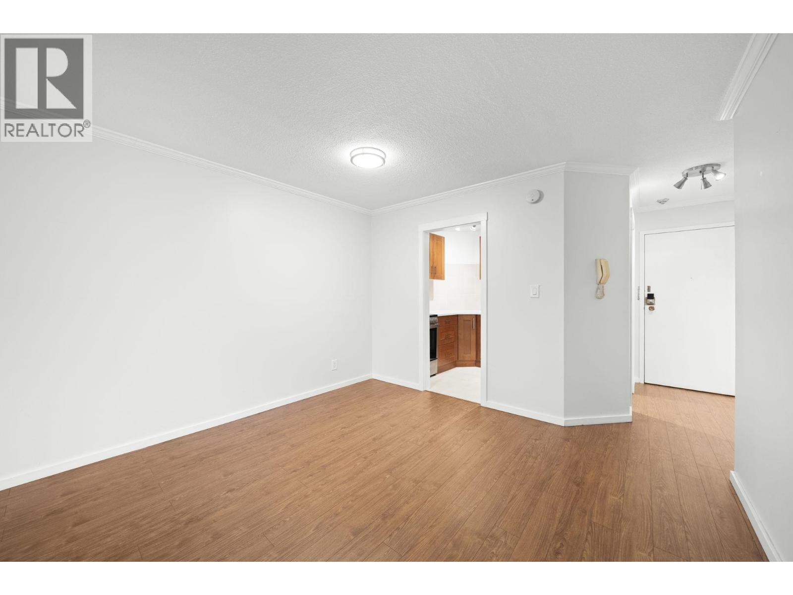 213 436 Seventh Street, New Westminster, British Columbia  V3M 3L3 - Photo 11 - R3110909