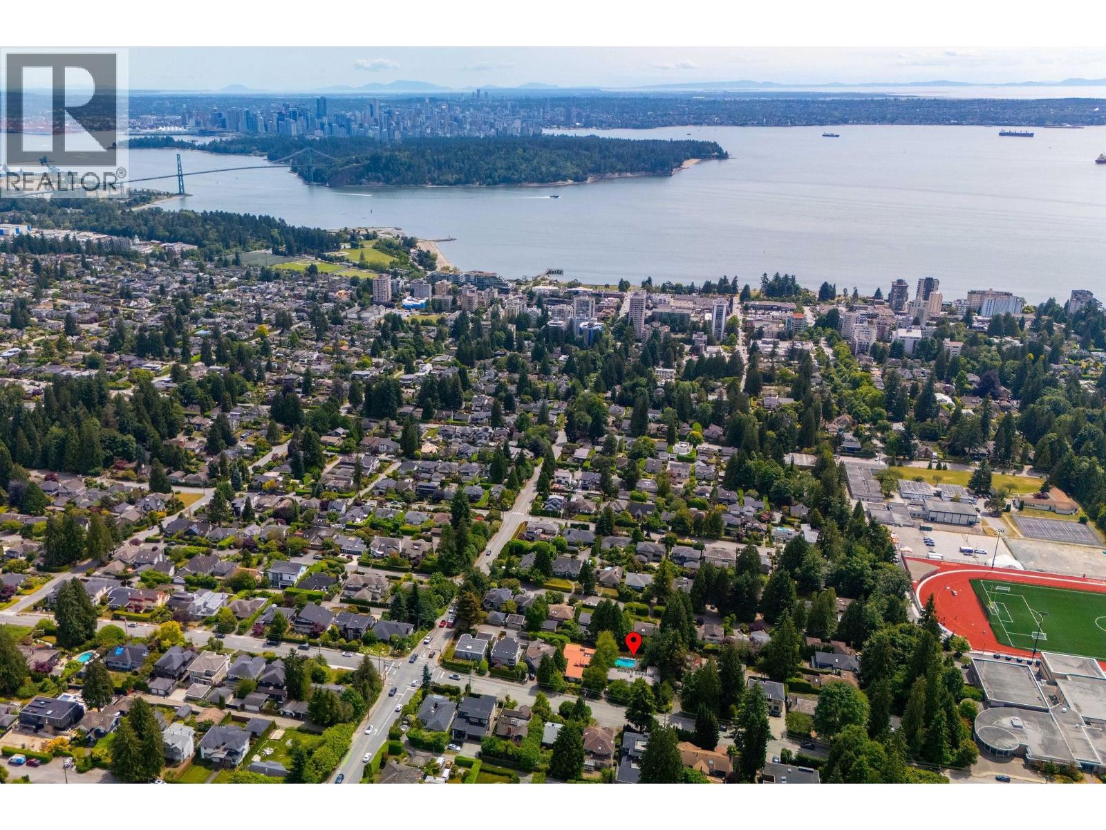 1580 Mathers Avenue, West Vancouver, British Columbia  V7V 2G7 - Photo 37 - R3110911