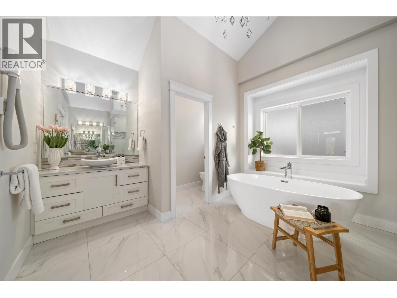 25540 Godwin Drive, Maple Ridge, British Columbia  V2W 1G9 - Photo 30 - R3110914