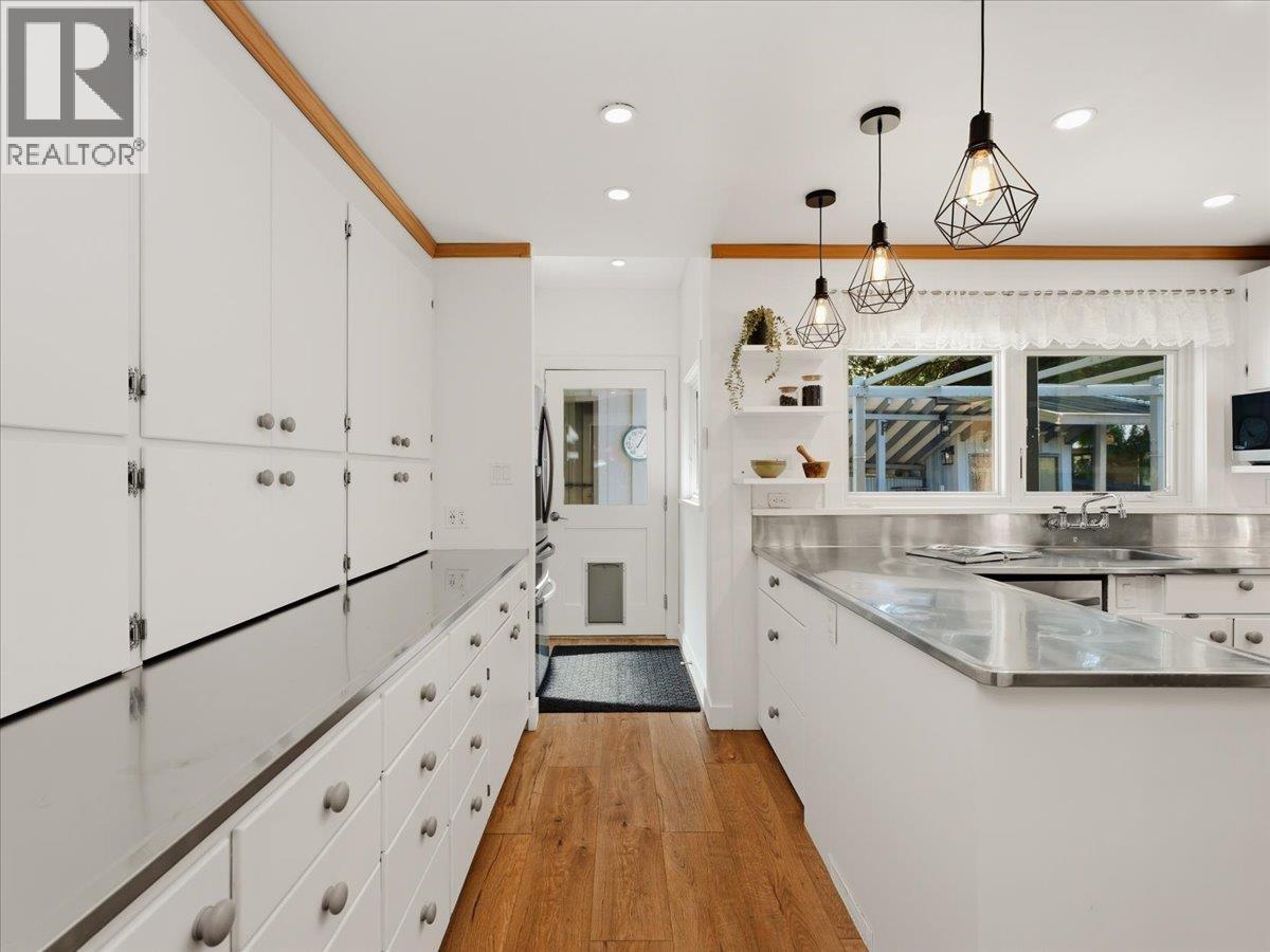 1650 Mathers Avenue, West Vancouver, British Columbia  V7V 2G7 - Photo 10 - R3110915