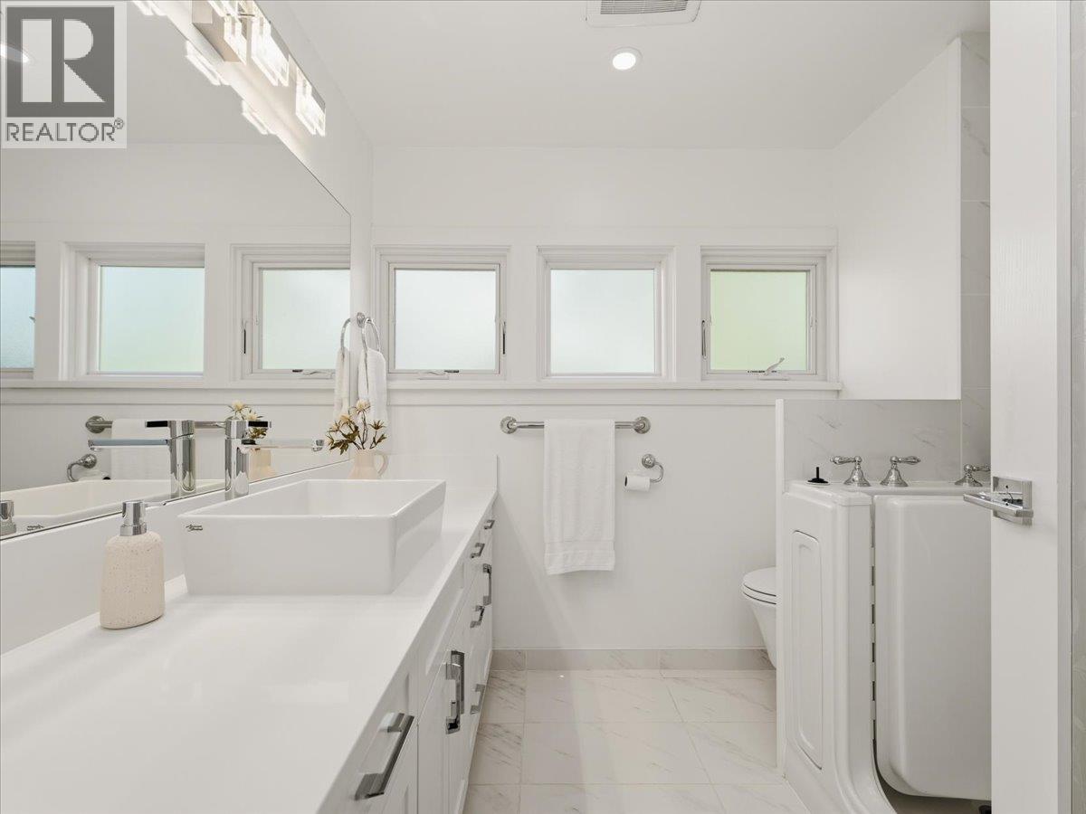 1650 Mathers Avenue, West Vancouver, British Columbia  V7V 2G7 - Photo 15 - R3110915