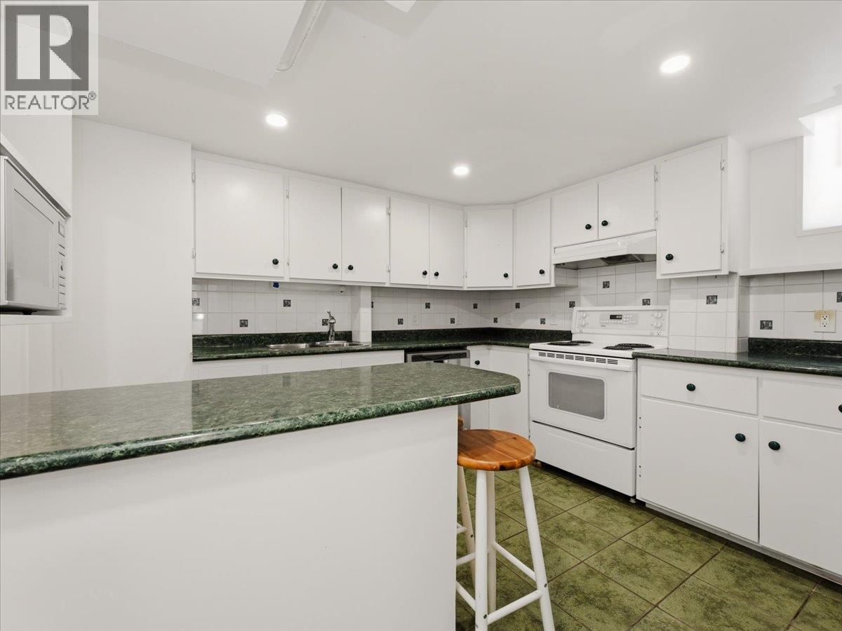 1650 Mathers Avenue, West Vancouver, British Columbia  V7V 2G7 - Photo 28 - R3110915