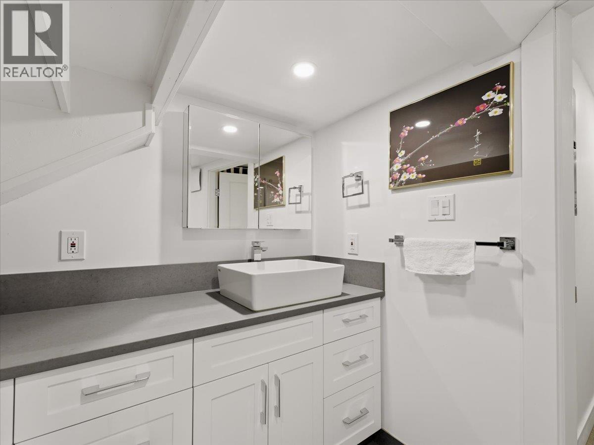 1650 Mathers Avenue, West Vancouver, British Columbia  V7V 2G7 - Photo 30 - R3110915